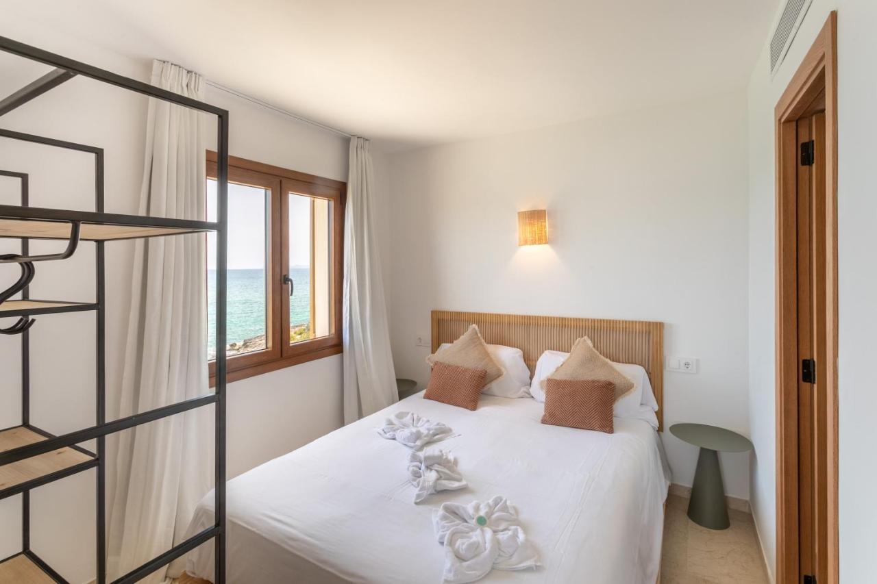 Beachfront Holiday Apartment Lotja 7 - Grupo Berna Colonia de Sant Jordi Exterior foto